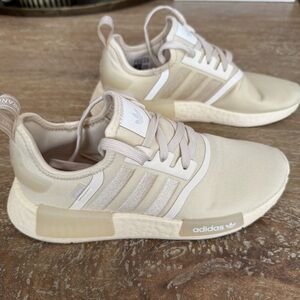 Women’s Adidas NMD_R1 SHOES - Size 7
